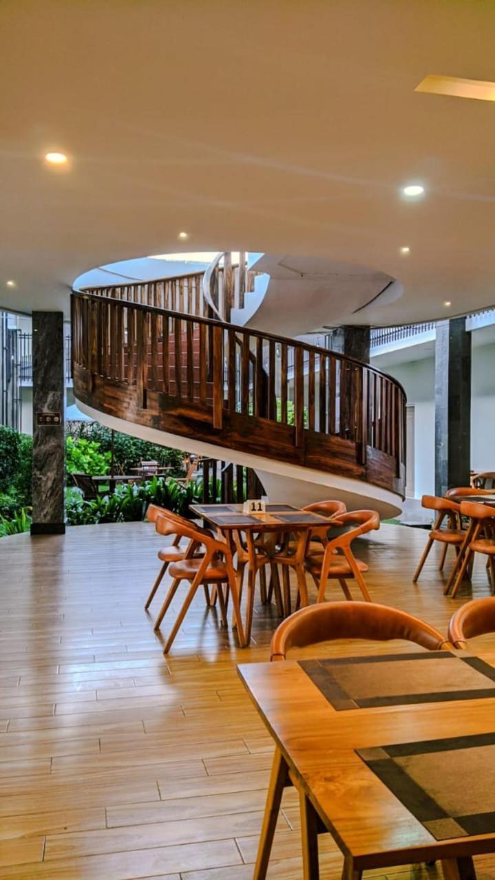 Grand Samota Hotel Sumbawa المظهر الخارجي الصورة